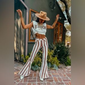 617. Stripped Distressed Hem Bellbottom Jeans